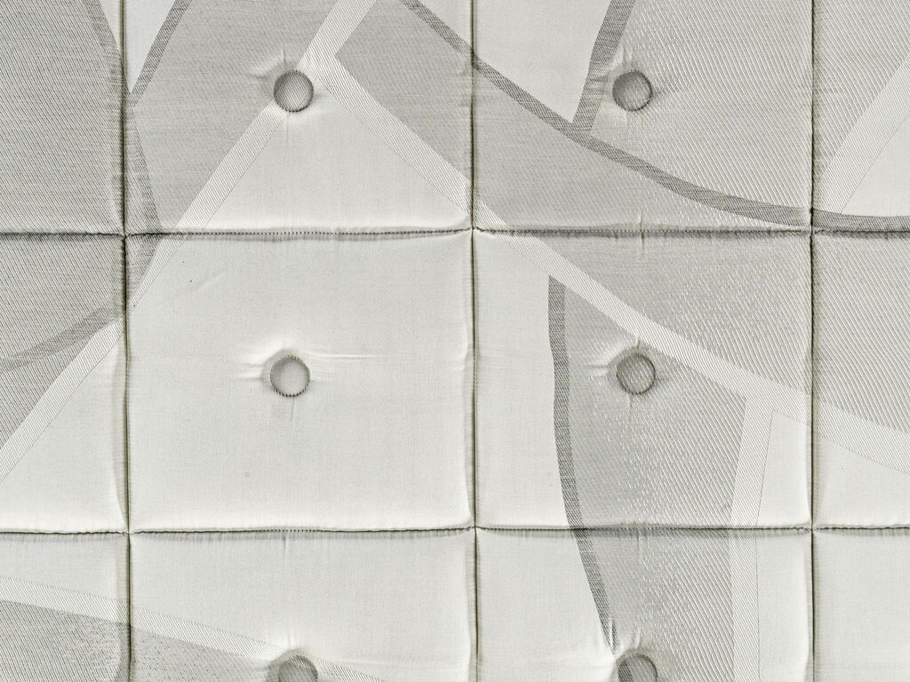 Colchón de muelles ensacados y firmeza alta adecuado para la espalda ActivePik Firm