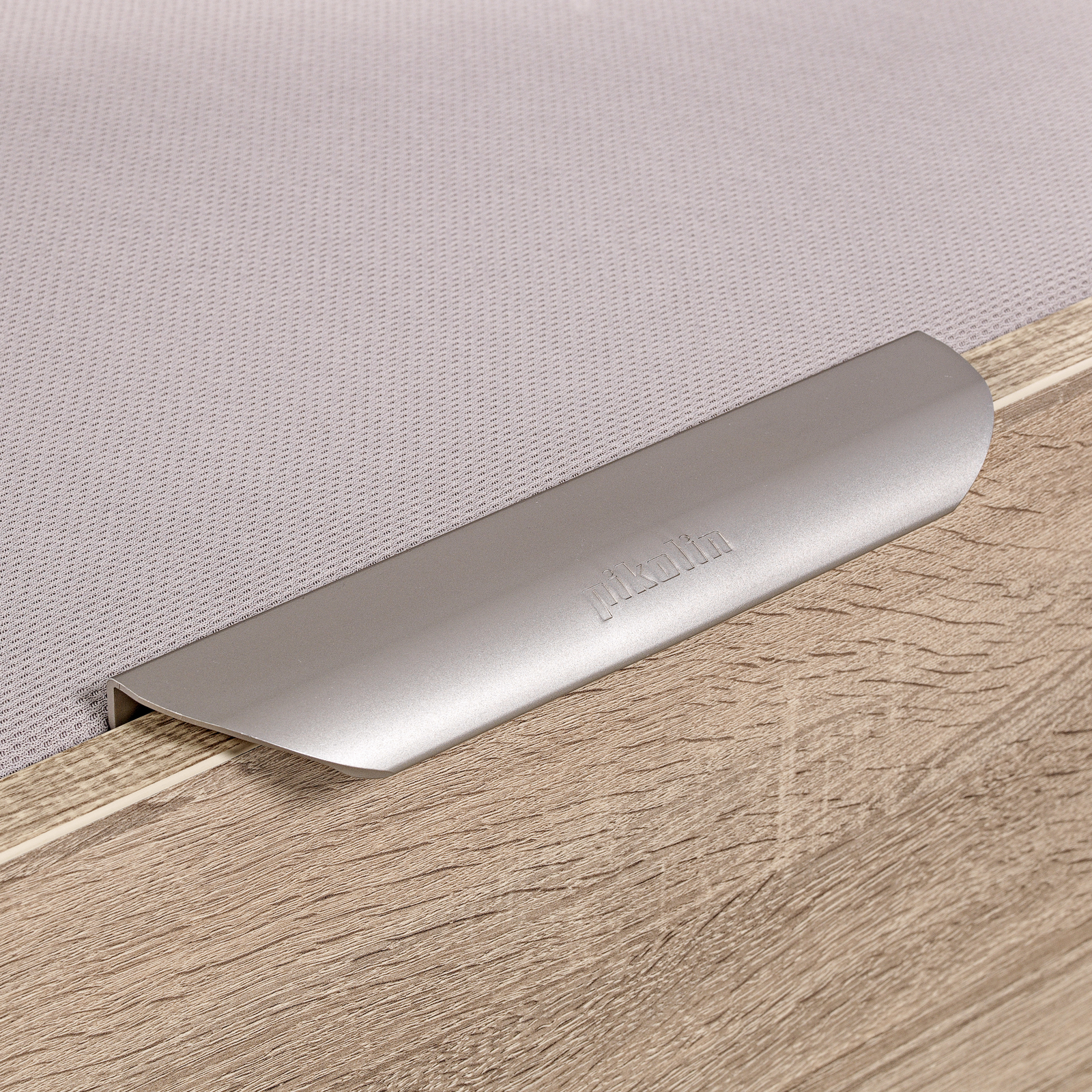 Canapé abatible de madera eléctrico  tapa única de color natural DESIGN